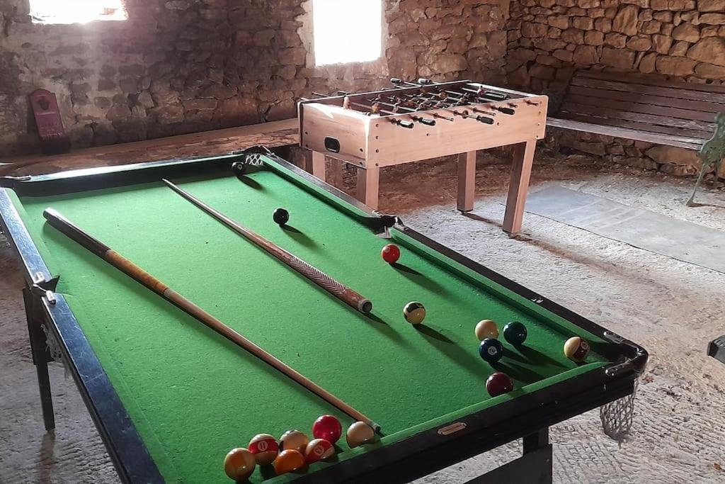 Two Hoots - Farmhouse With Summer Pool. Châteauponsac Extérieur photo