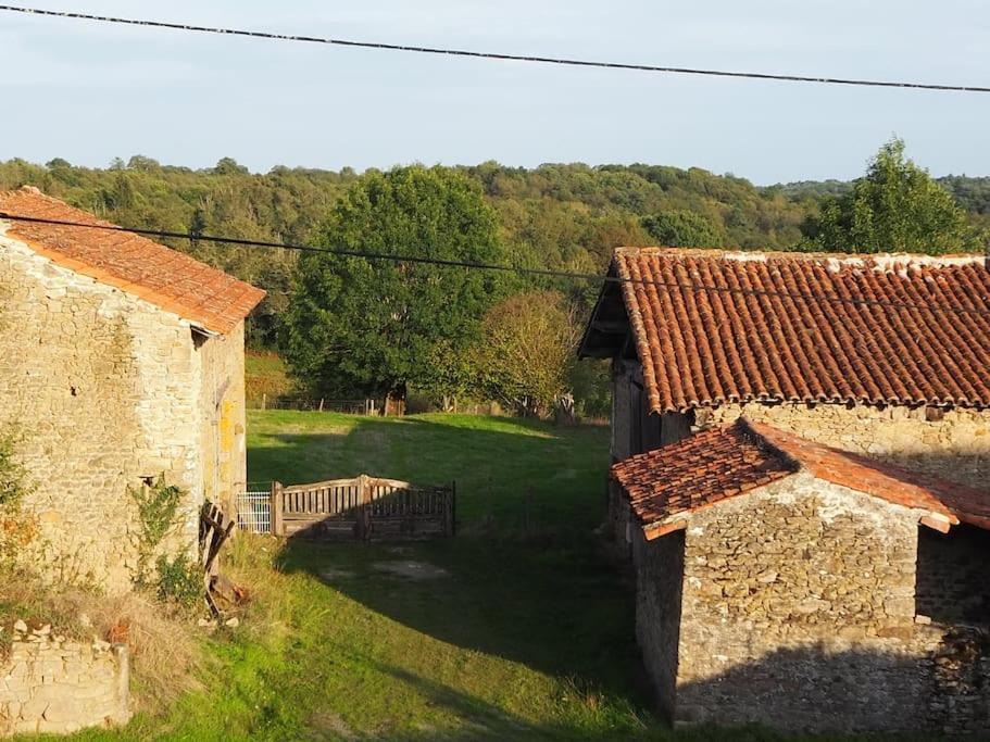 Two Hoots - Farmhouse With Summer Pool. Châteauponsac Extérieur photo